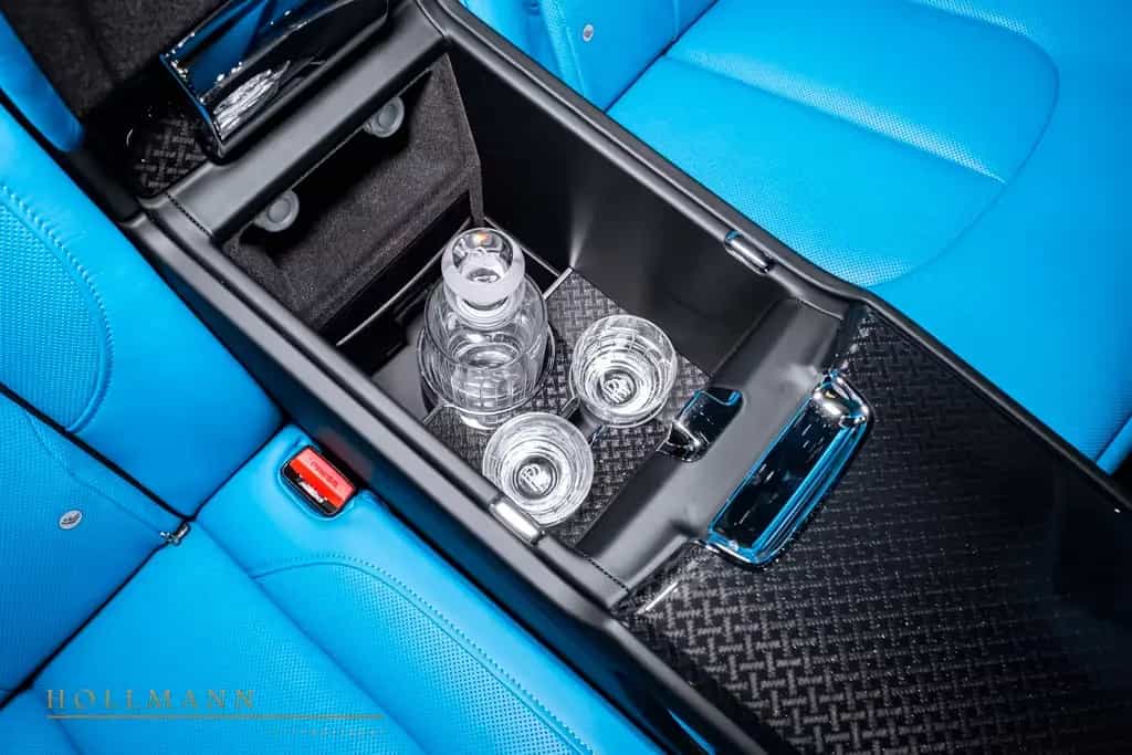 Rolls-Royce Cullinan SERIES II + BLACK BADGE + MY2026 null-photo-21