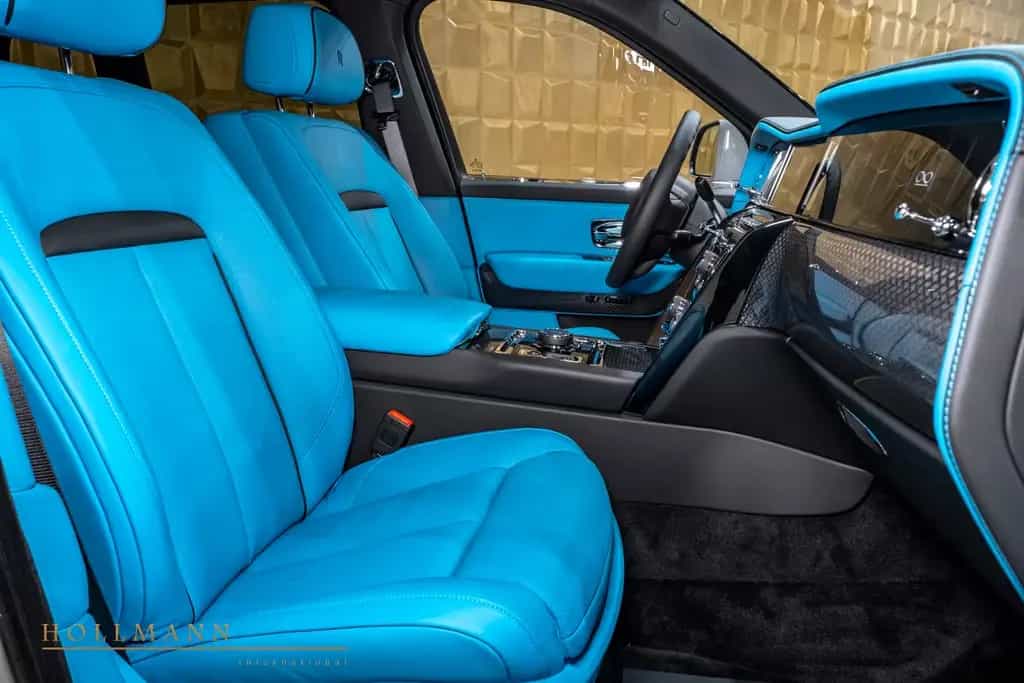 Rolls-Royce Cullinan SERIES II + BLACK BADGE + MY2026 null-photo-25