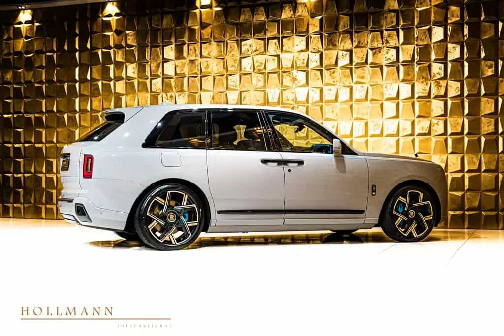 Rolls-Royce Cullinan SERIES II + BLACK BADGE + MY2026 null-photo-5