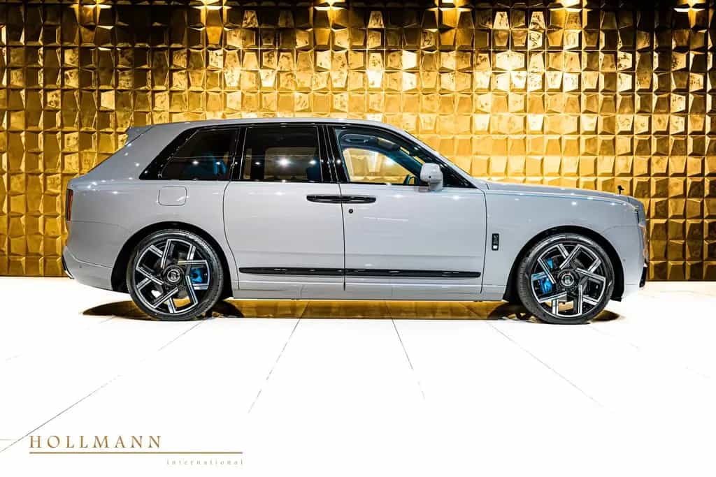 Rolls-Royce Cullinan SERIES II + BLACK BADGE + MY2026 null-photo-6