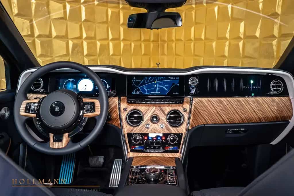 Rolls-Royce Cullinan SERIES II + SHOOTING STAR + BESPOKE + null-photo-18