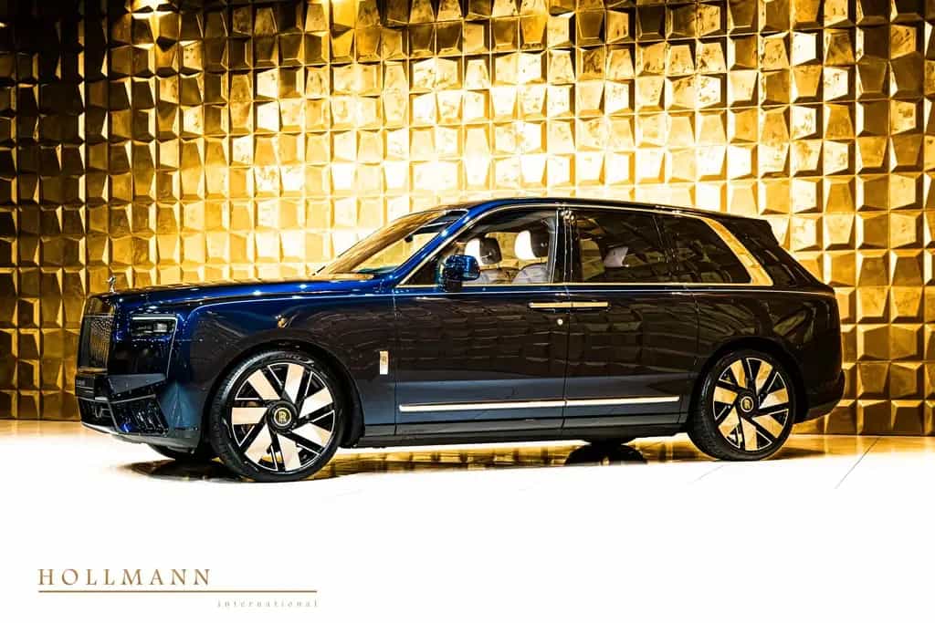 Rolls-Royce Cullinan SERIES II + SHOOTING STAR + BESPOKE + null-photo-2