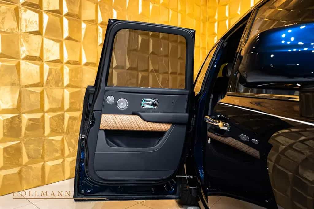Rolls-Royce Cullinan SERIES II + SHOOTING STAR + BESPOKE + null-photo-21