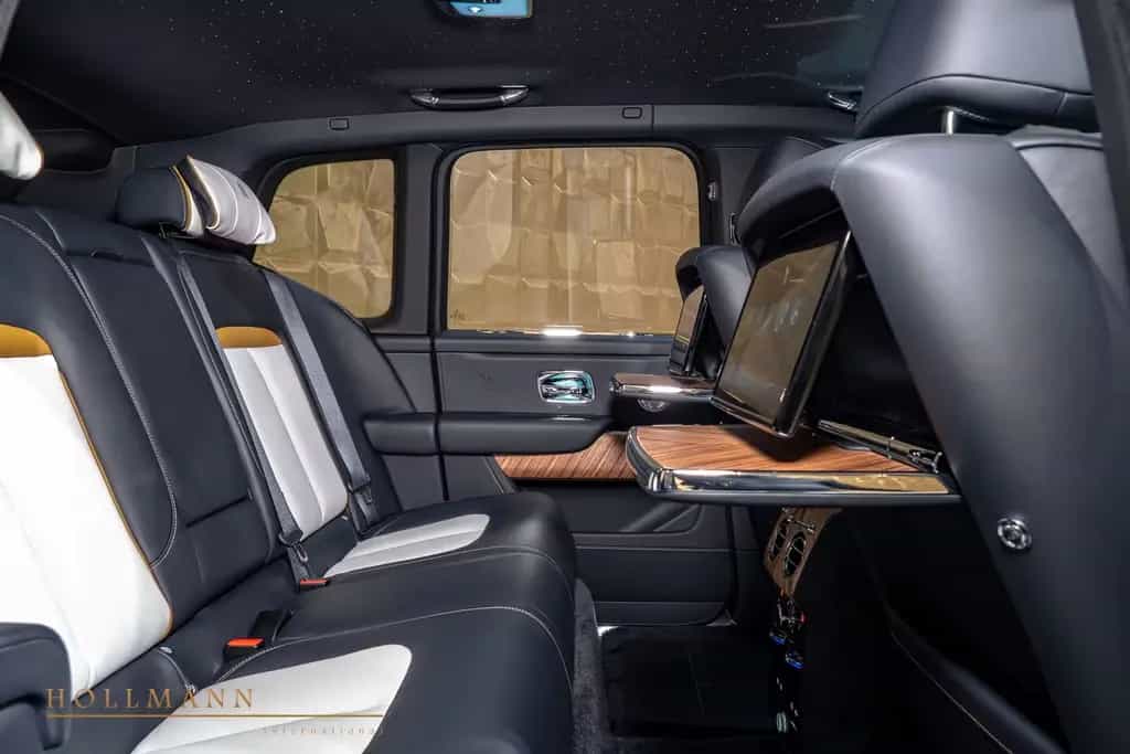 Rolls-Royce Cullinan SERIES II + SHOOTING STAR + BESPOKE + null-photo-23