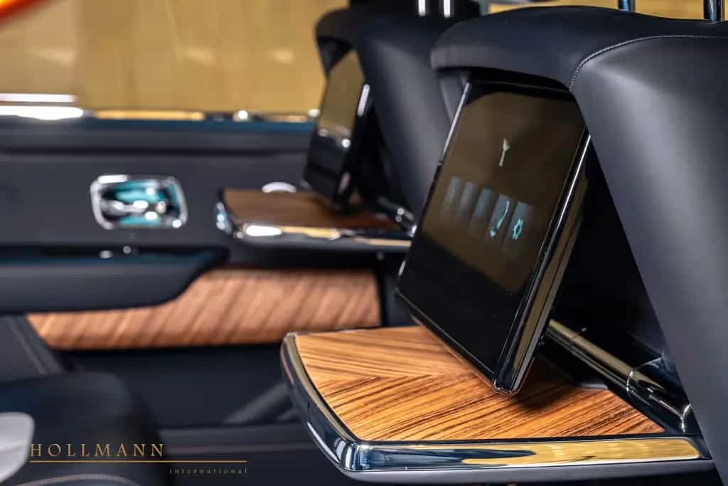 Rolls-Royce Cullinan SERIES II + SHOOTING STAR + BESPOKE + null-photo-24