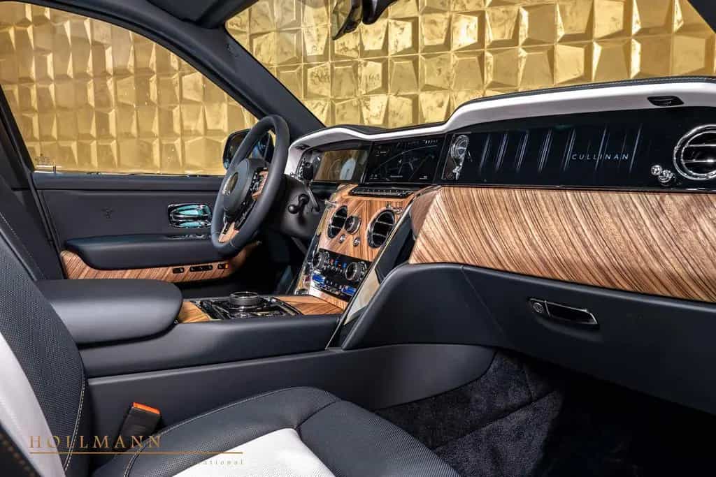 Rolls-Royce Cullinan SERIES II + SHOOTING STAR + BESPOKE + null-photo-26