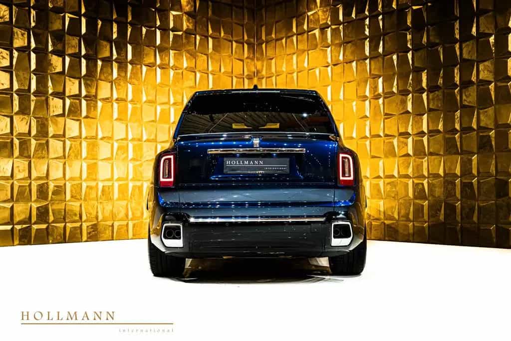 Rolls-Royce Cullinan SERIES II + SHOOTING STAR + BESPOKE + null-photo-4