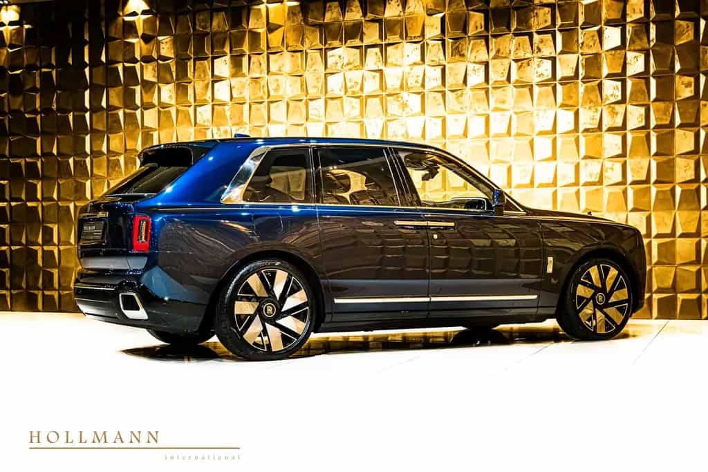 Rolls-Royce Cullinan SERIES II + SHOOTING STAR + BESPOKE + null-photo-5