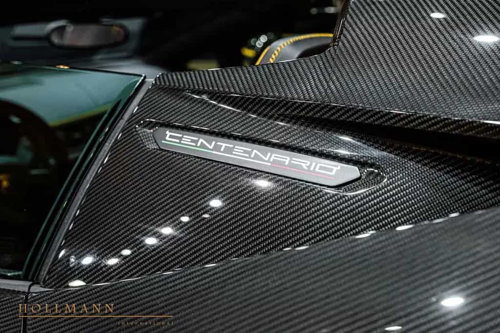 Lamborghini Aventador CENTENARIO ROADSTER + FULLCARBON  + LIFT + 1OF20 03/2018-photo-23
