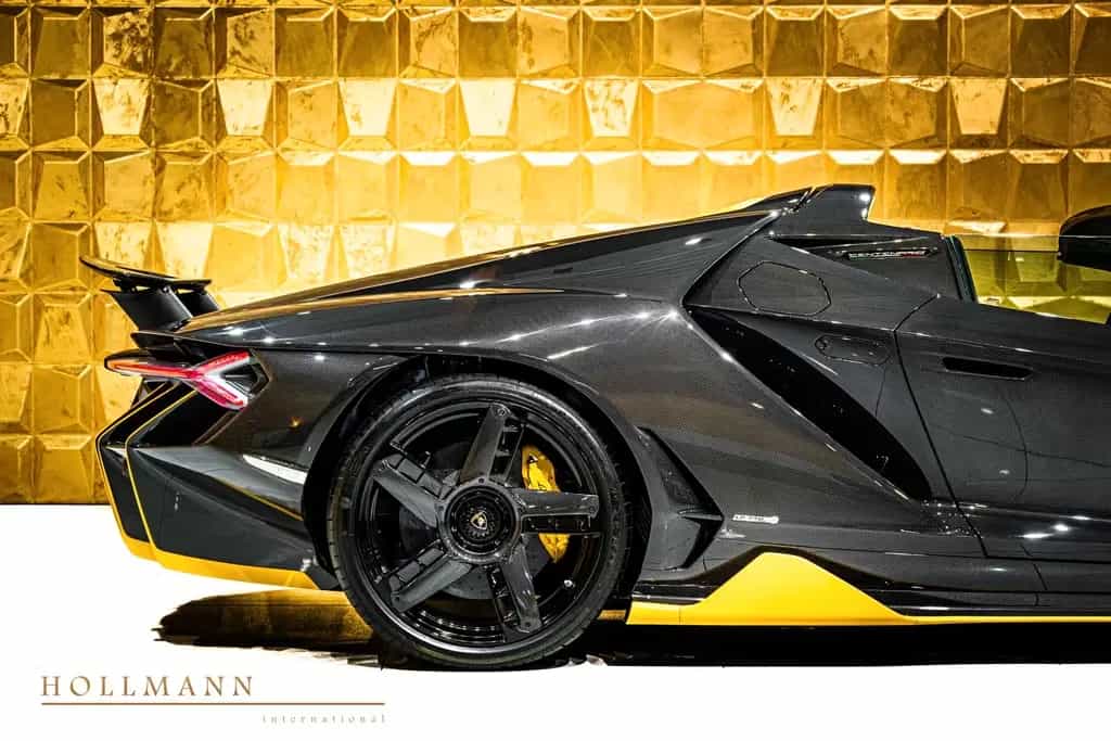 Lamborghini Aventador CENTENARIO ROADSTER + FULLCARBON  + LIFT + 1OF20 03/2018-photo-25