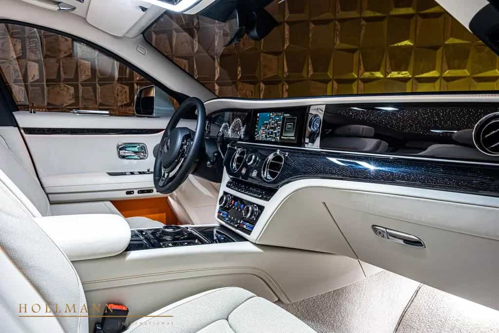 Rolls-Royce Ghost + Shooting Star +TV +HUD +Massage Seats + 11/2023-photo-10