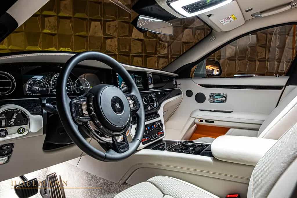 Rolls-Royce Ghost + Shooting Star +TV +HUD +Massage Seats + 11/2023-photo-11