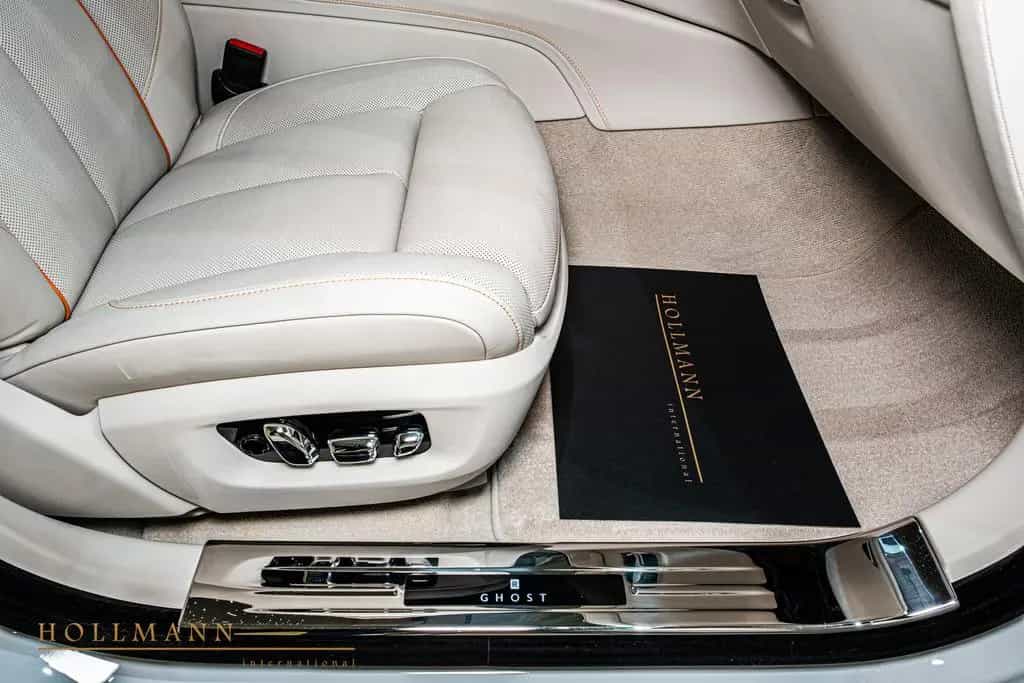 Rolls-Royce Ghost + Shooting Star +TV +HUD +Massage Seats + 11/2023-photo-16