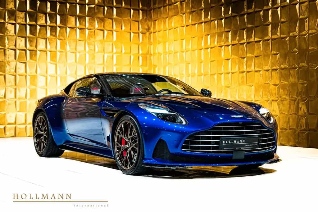 Aston Martin DB12 COUPE + CARBON + BOWERS WILKINS + 09/2024-photo-0