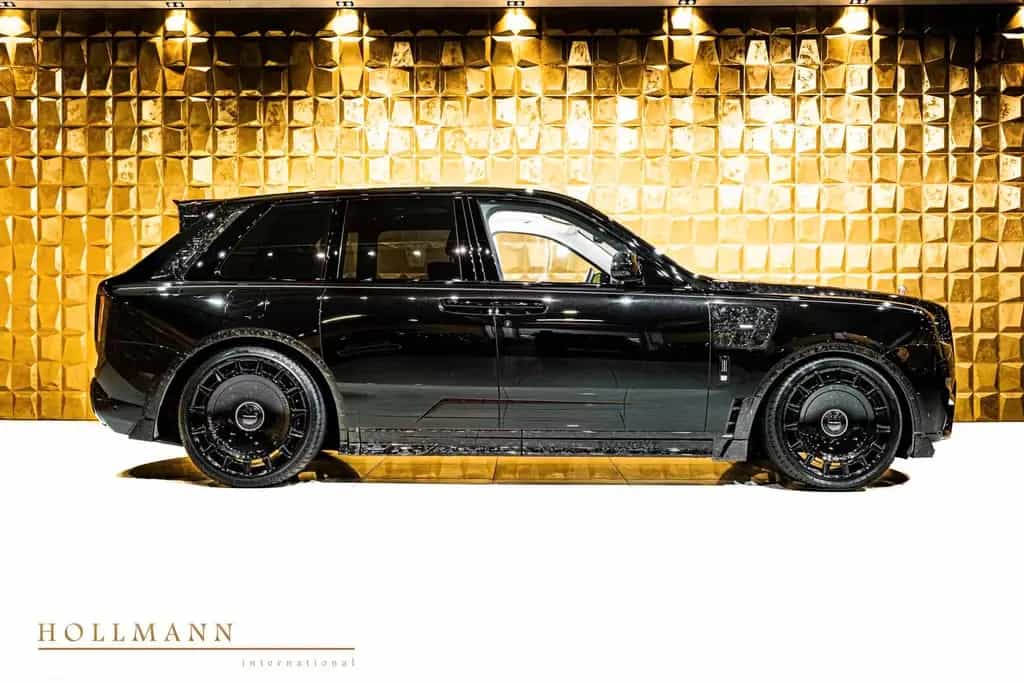 Rolls-Royce Cullinan SERIES II +BLACK BADGE+MANSORY+ null-photo-3