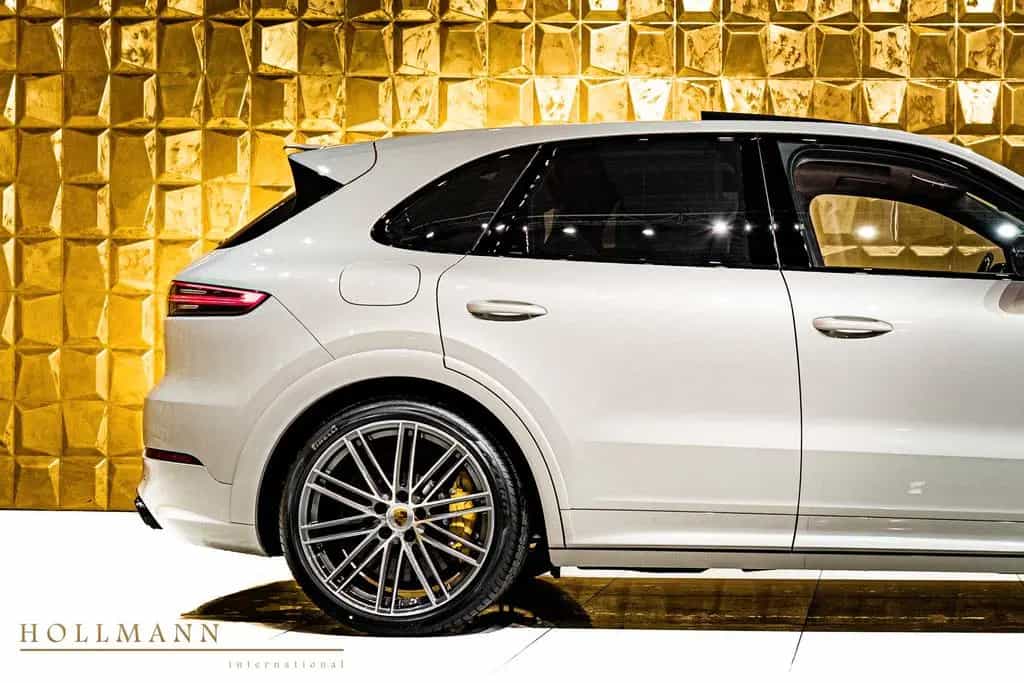 Porsche Cayenne TURBO+CARBON+3D BURMESTER+ CERAMIC BRAKE 12/2022-photo-21
