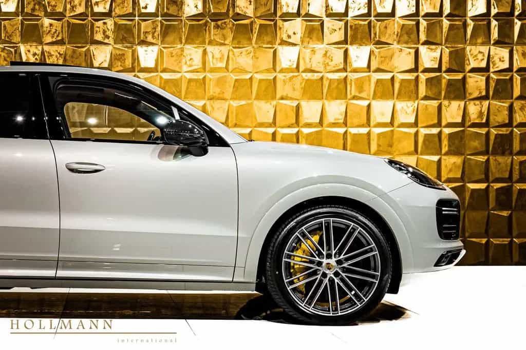 Porsche Cayenne TURBO+CARBON+3D BURMESTER+ CERAMIC BRAKE 12/2022-photo-22