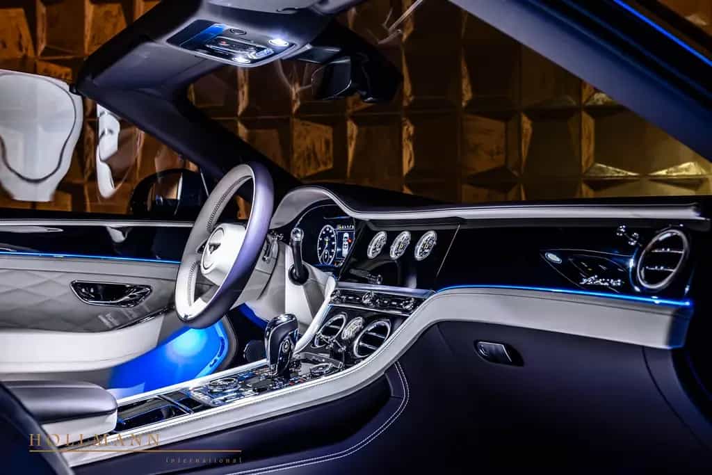 Bentley Continental GTC AZURE V8 + NAIM + TOURING SPEC null-photo-16