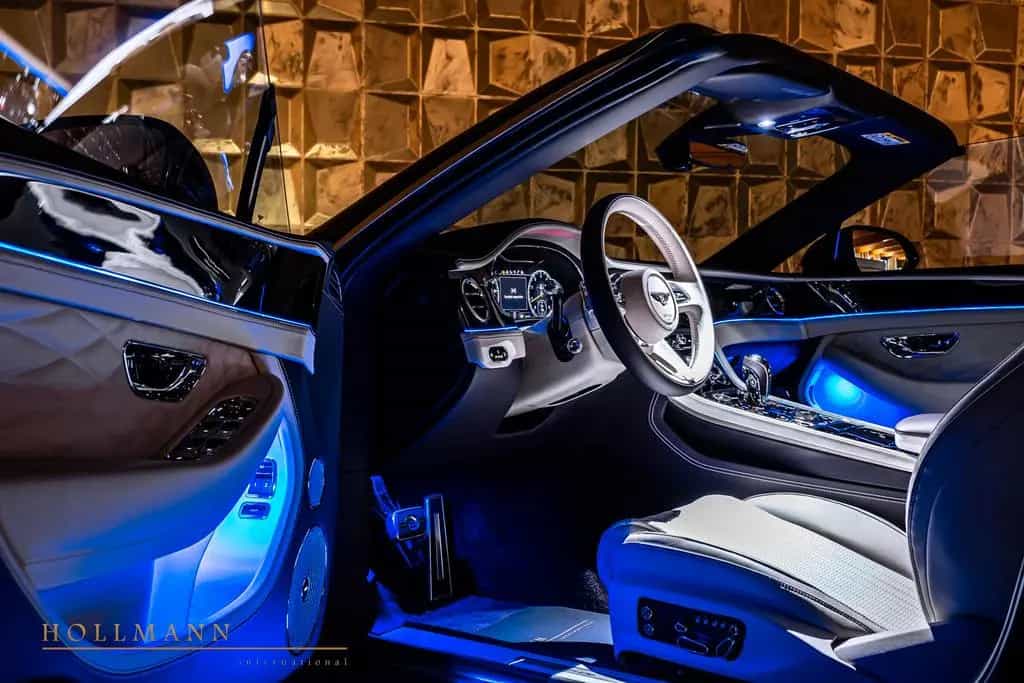 Bentley Continental GTC AZURE V8 + NAIM + TOURING SPEC null-photo-18
