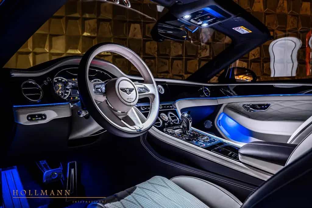 Bentley Continental GTC AZURE V8 + NAIM + TOURING SPEC null-photo-19