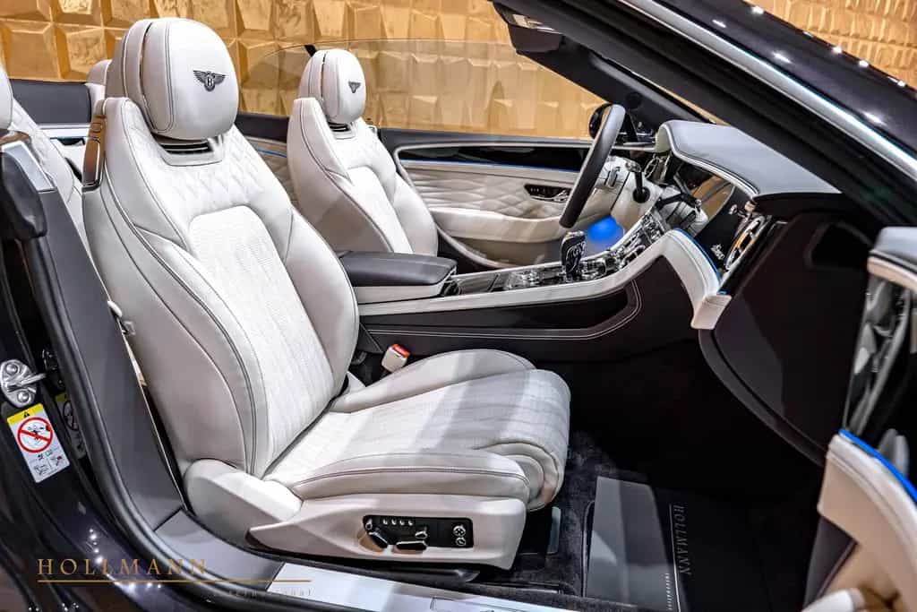 Bentley Continental GTC AZURE V8 + NAIM + TOURING SPEC null-photo-27
