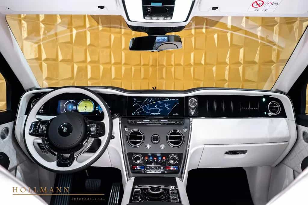 Rolls-Royce Cullinan + SERIES II by NOVITEC OVERDOSE null-photo-21