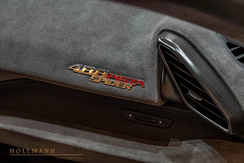 Ferrari 488 Pista SPIDER + LIFT + CARBON + CAMERA 12/2020-photo-25