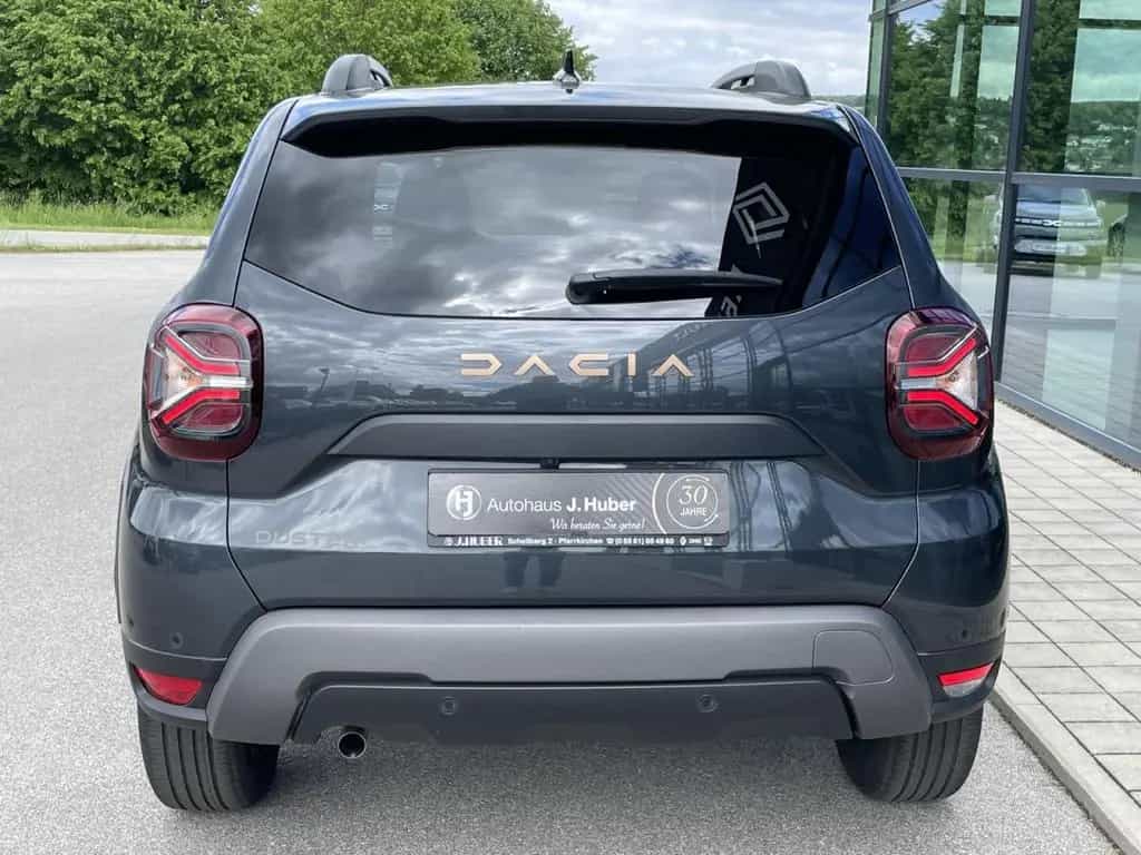 Dacia Duster II Extreme TCe 150 EDC 2WD GPF 02/2024-photo-3