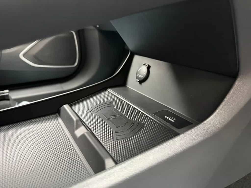 DFSK Forthing 5 360° Kamera CarPlay Pano ACC 19''LMR null-photo-12