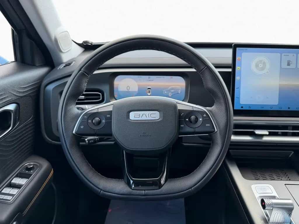 BAIC BJ30 4WD HEV Pano CarPlay 19''LMR LED ACC null-photo-8
