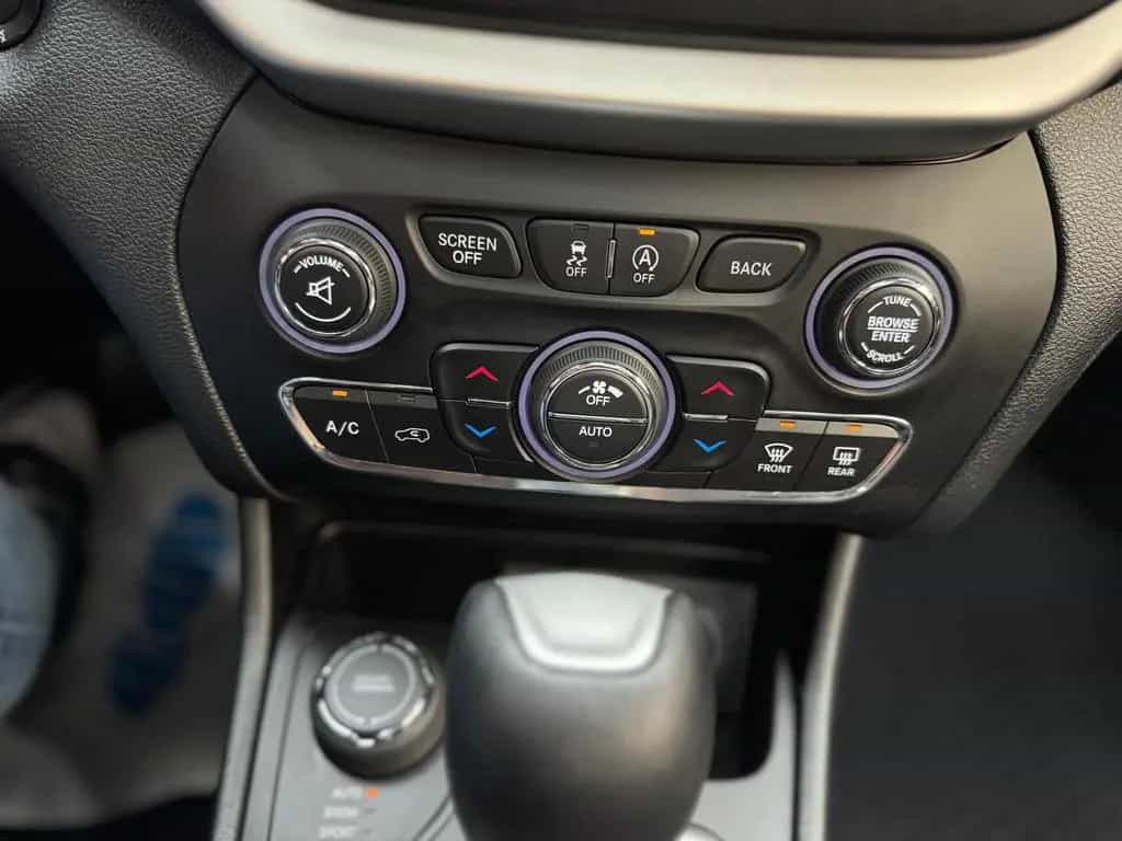 Jeep Cherokee Limited 4WD 2.2 M-Jet|MEMORY|BI-XEN|KAM 08/2018-photo-29