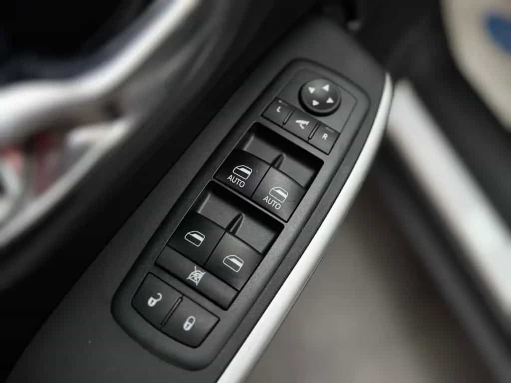 Jeep Cherokee Limited 4WD 2.2 M-Jet|MEMORY|BI-XEN|KAM 08/2018-photo-9