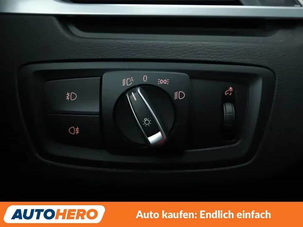 BMW X1 xDrive 20i xLine Aut.*NAVI*TEMPO*CAM*PDC*SHZ* 04/2017-photo-25