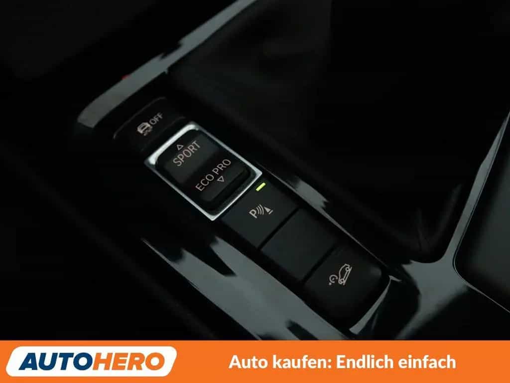 BMW X1 xDrive 20i xLine Aut.*NAVI*TEMPO*CAM*PDC*SHZ* 04/2017-photo-28
