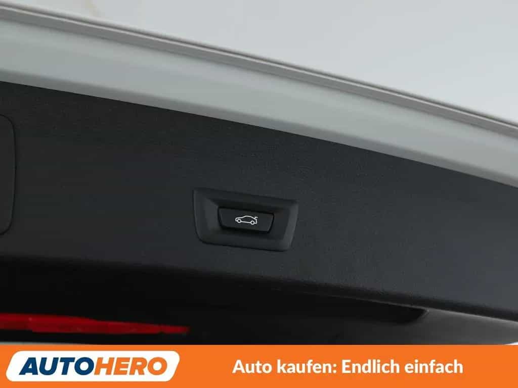 BMW X1 xDrive 20i xLine Aut.*NAVI*TEMPO*CAM*PDC*SHZ* 04/2017-photo-31