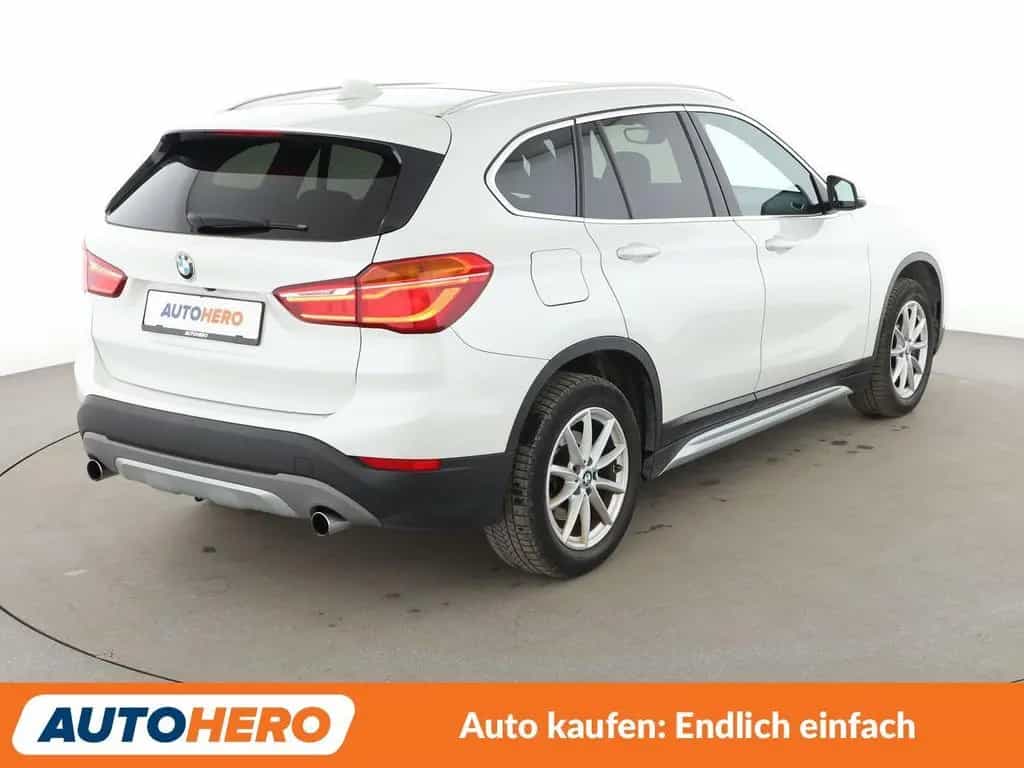BMW X1 xDrive 20i xLine Aut.*NAVI*TEMPO*CAM*PDC*SHZ* 04/2017-photo-5