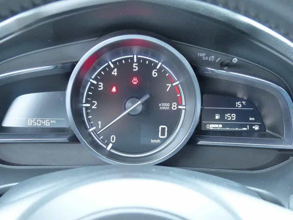 Mazda 3 SKYACTIV-G 120PS Sondermodell SIGNATURE + CarP 12/2018-photo-10