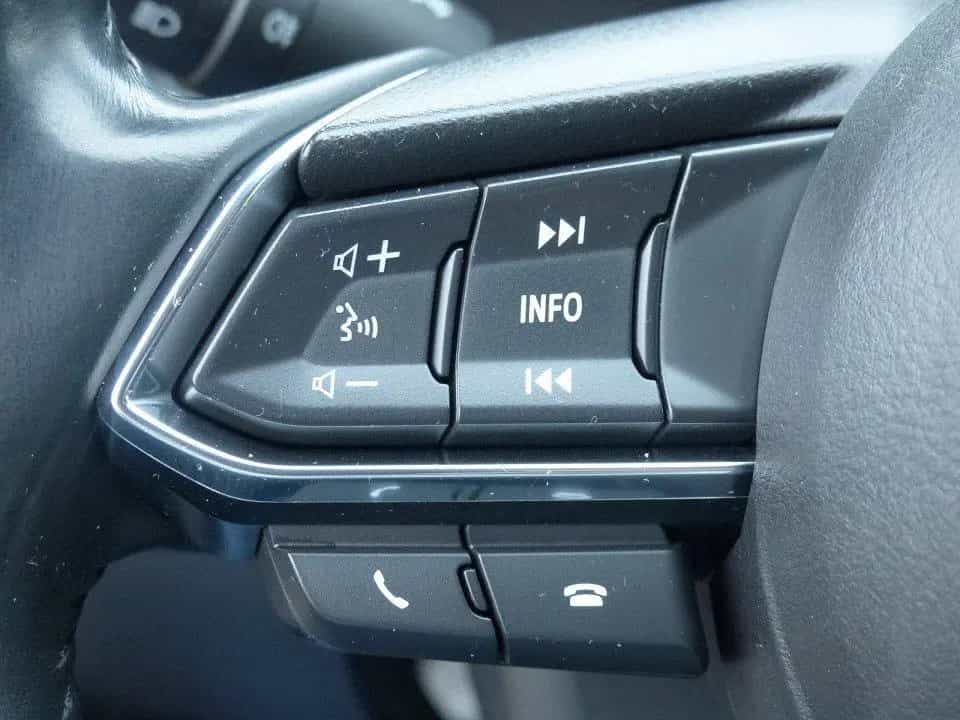 Mazda 3 SKYACTIV-G 120PS Sondermodell SIGNATURE + CarP 12/2018-photo-11