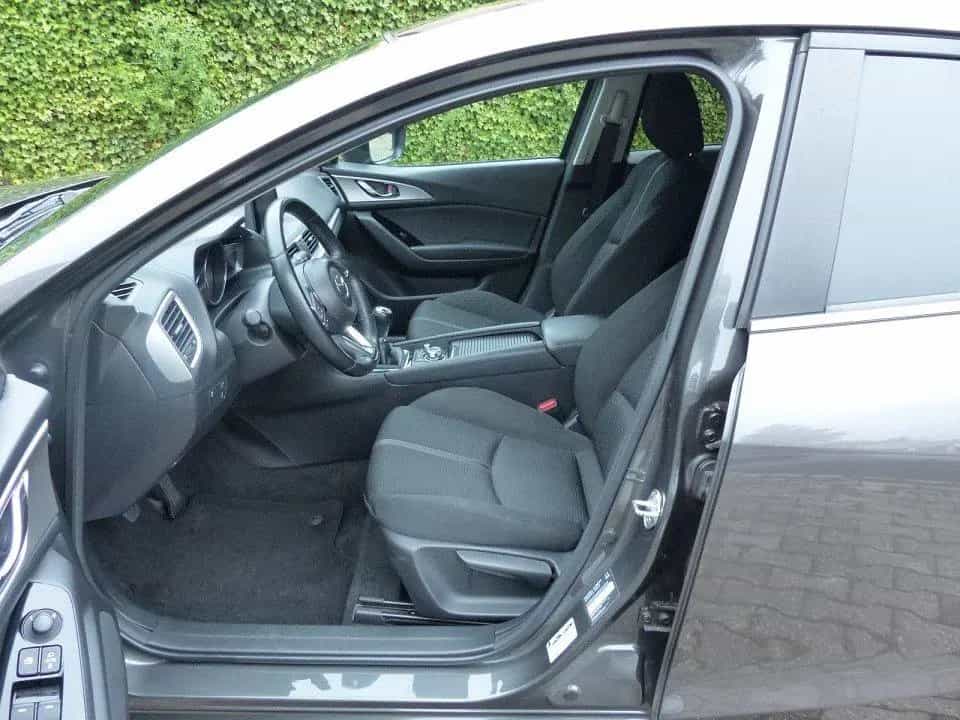 Mazda 3 SKYACTIV-G 120PS Sondermodell SIGNATURE + CarP 12/2018-photo-8