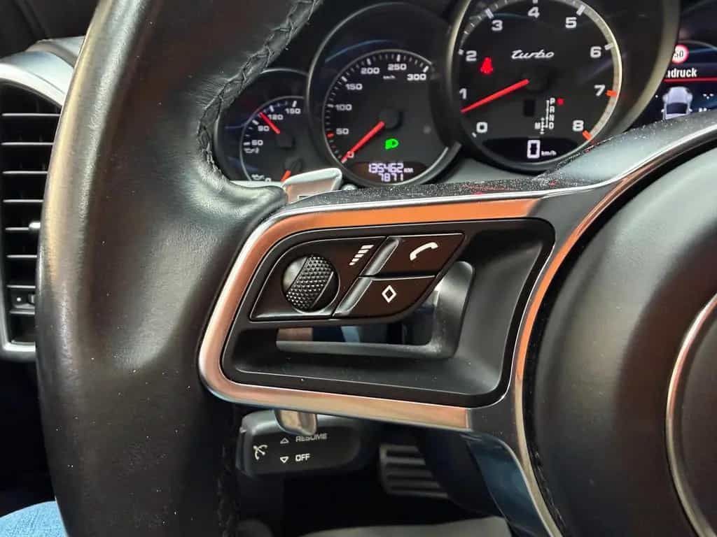 Porsche Cayenne Turbo 4.8 V8 Turbo|APROVED|LED|BOSE|LM 05/2016-photo-34