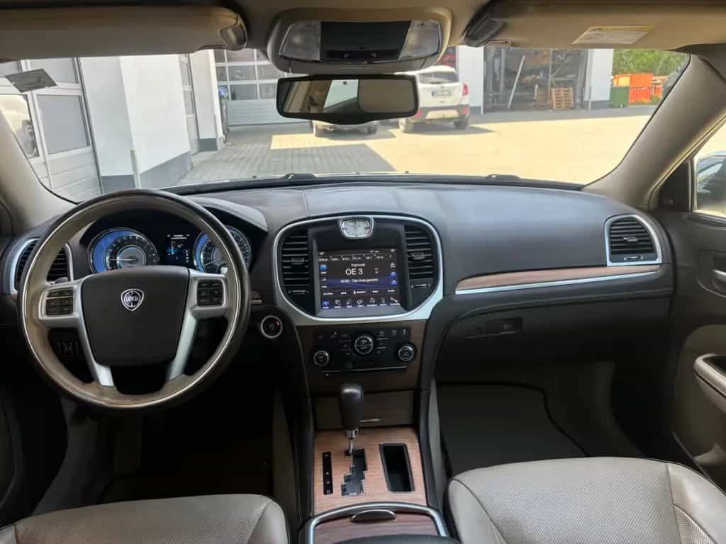 Lancia Thema Executive 07/2013-photo-24
