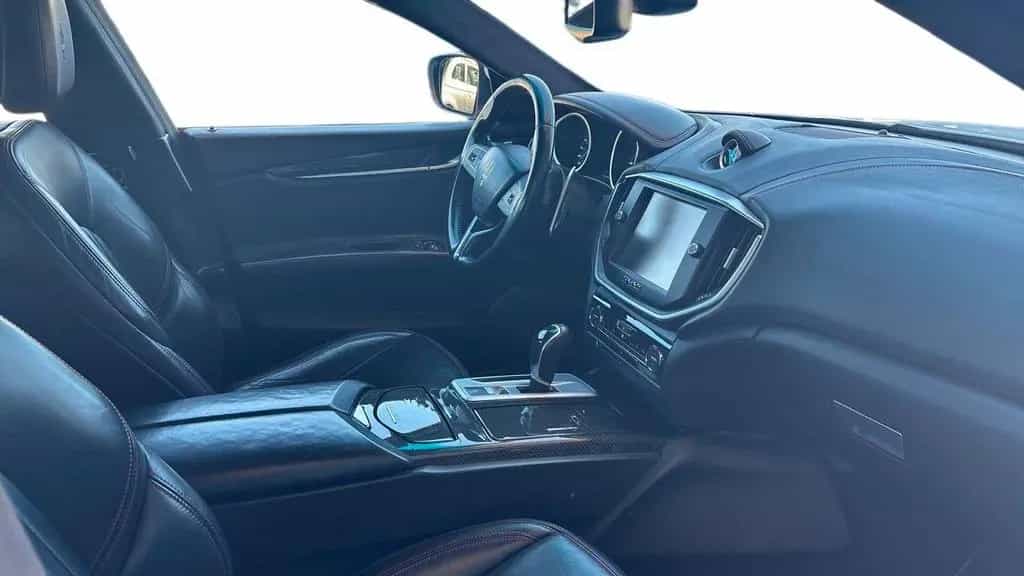 Maserati Ghibli V6 Diesel 275 CV 03/2015-photo-9