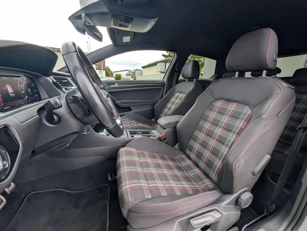 Volkswagen Golf VII Lim. GTI Performance*LED*ASSIST*KAM*STH 12/2018-photo-5