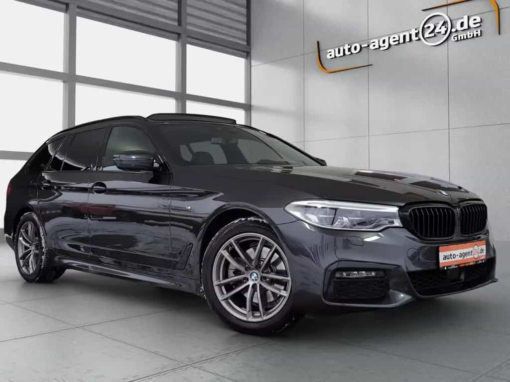 BMW 520 d xD M-Sport/2.Hd/ACC/Pano/Kamera/Sportsitze 12/2018-photo-0