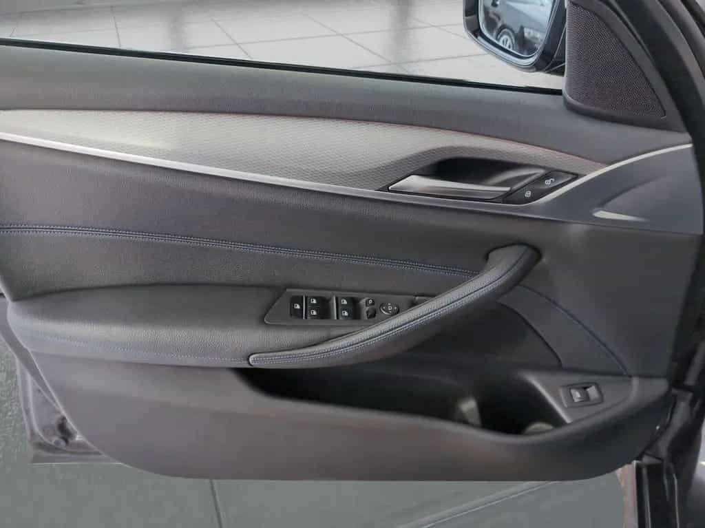 BMW 520 d xD M-Sport/2.Hd/ACC/Pano/Kamera/Sportsitze 12/2018-photo-10