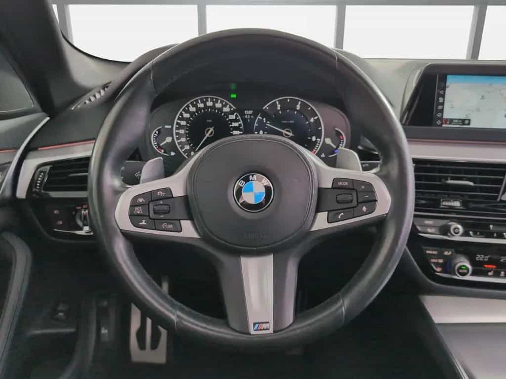 BMW 520 d xD M-Sport/2.Hd/ACC/Pano/Kamera/Sportsitze 12/2018-photo-11