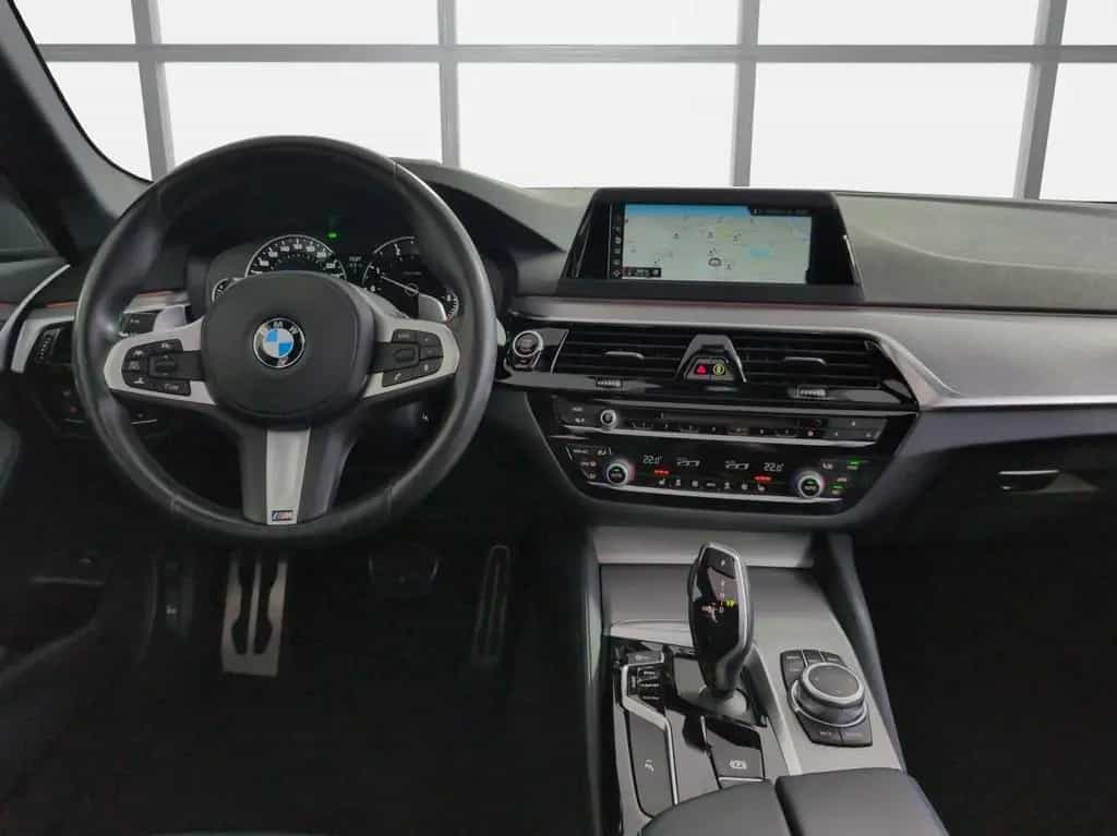 BMW 520 d xD M-Sport/2.Hd/ACC/Pano/Kamera/Sportsitze 12/2018-photo-8