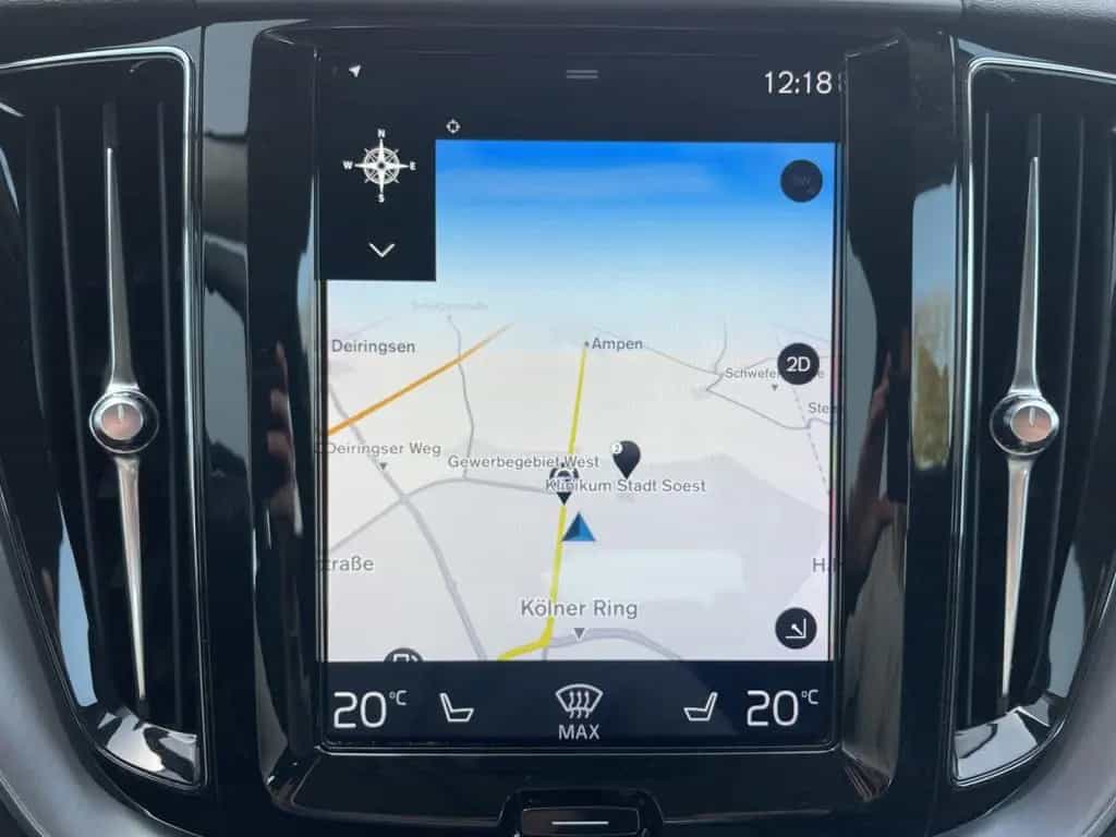 Volvo XC60 B4 AWD Momentum LED KAMERA 19LM H&K 10/2019-photo-17