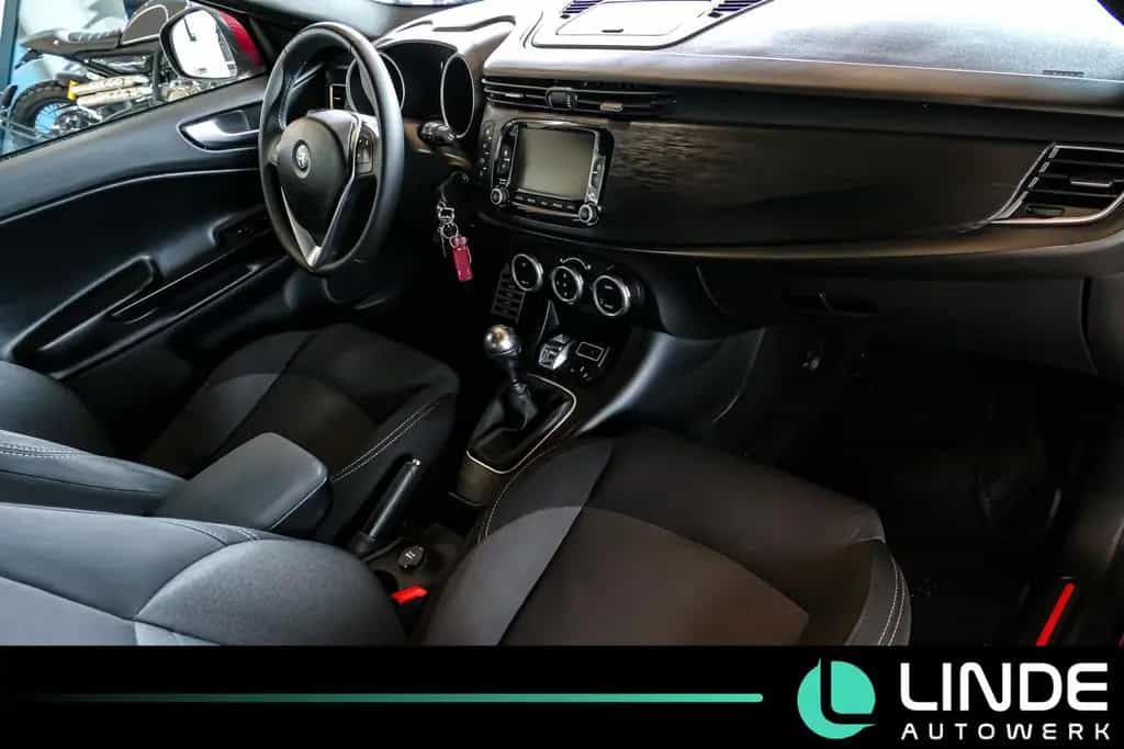 Alfa Romeo Giulietta Super |NAVI|XENON|SCHIEBEDACH|17ALU 12/2018-photo-11