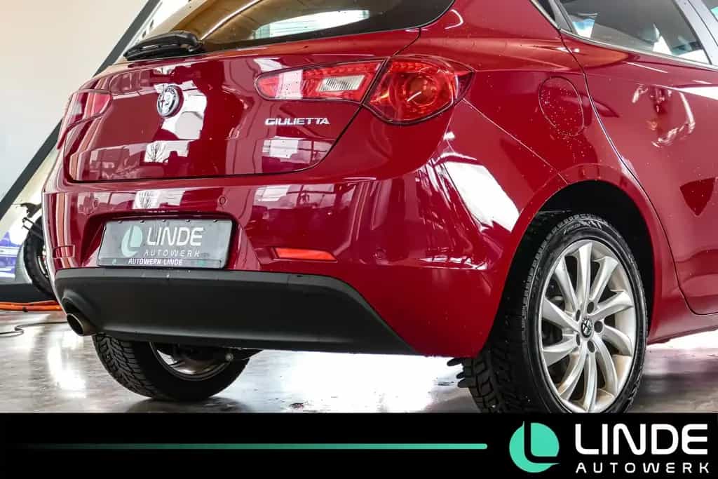 Alfa Romeo Giulietta Super |NAVI|XENON|SCHIEBEDACH|17ALU 12/2018-photo-5
